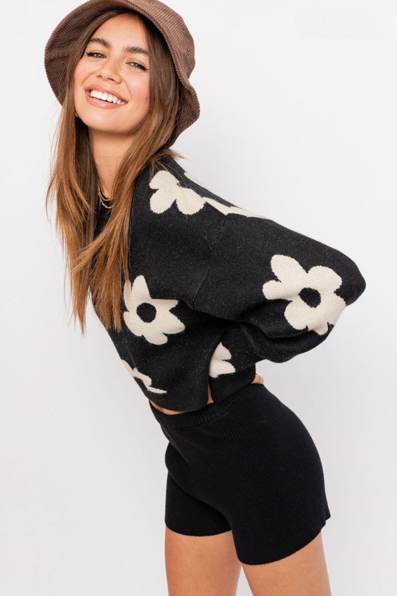 black Daisy Cropped Sweatshirt