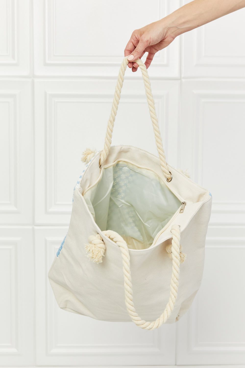 Picnic Date Tassel Tote Bag - LK’s Boutique